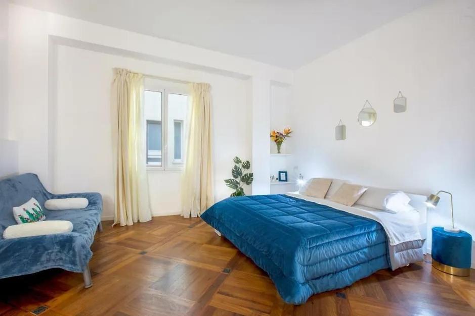 Апартаменти Piazza Martiri Flat Кальярі Екстер'єр фото